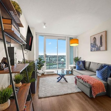 Dazzling Condo By Stadium Downtown With Free Parking 밴쿠버 외부 사진