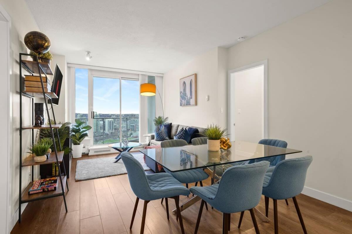 Dazzling Condo By Stadium Downtown With Free Parking 밴쿠버 외부 사진